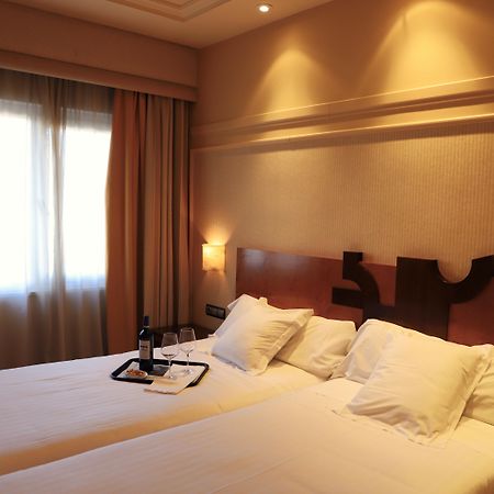 Hotel Olid Valladolid Exterior photo