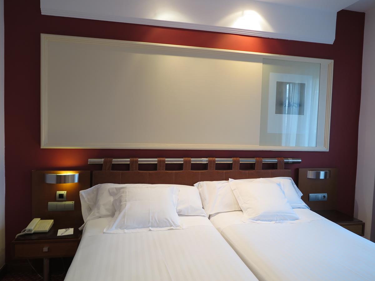 Hotel Olid Valladolid Exterior photo